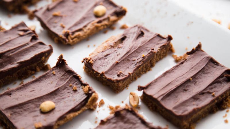 8 Easy Keto Desserts That'll Actually Satisfy Your Sweet Tooth