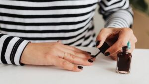 8 Simple Nail Art Designs To Try At Home