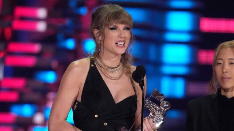 Taylor Swift Wins Big At The 2024 Iheartradio Music Awards